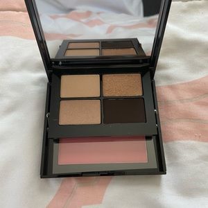 Bobbi Brown Eyeshadow & Blush Set